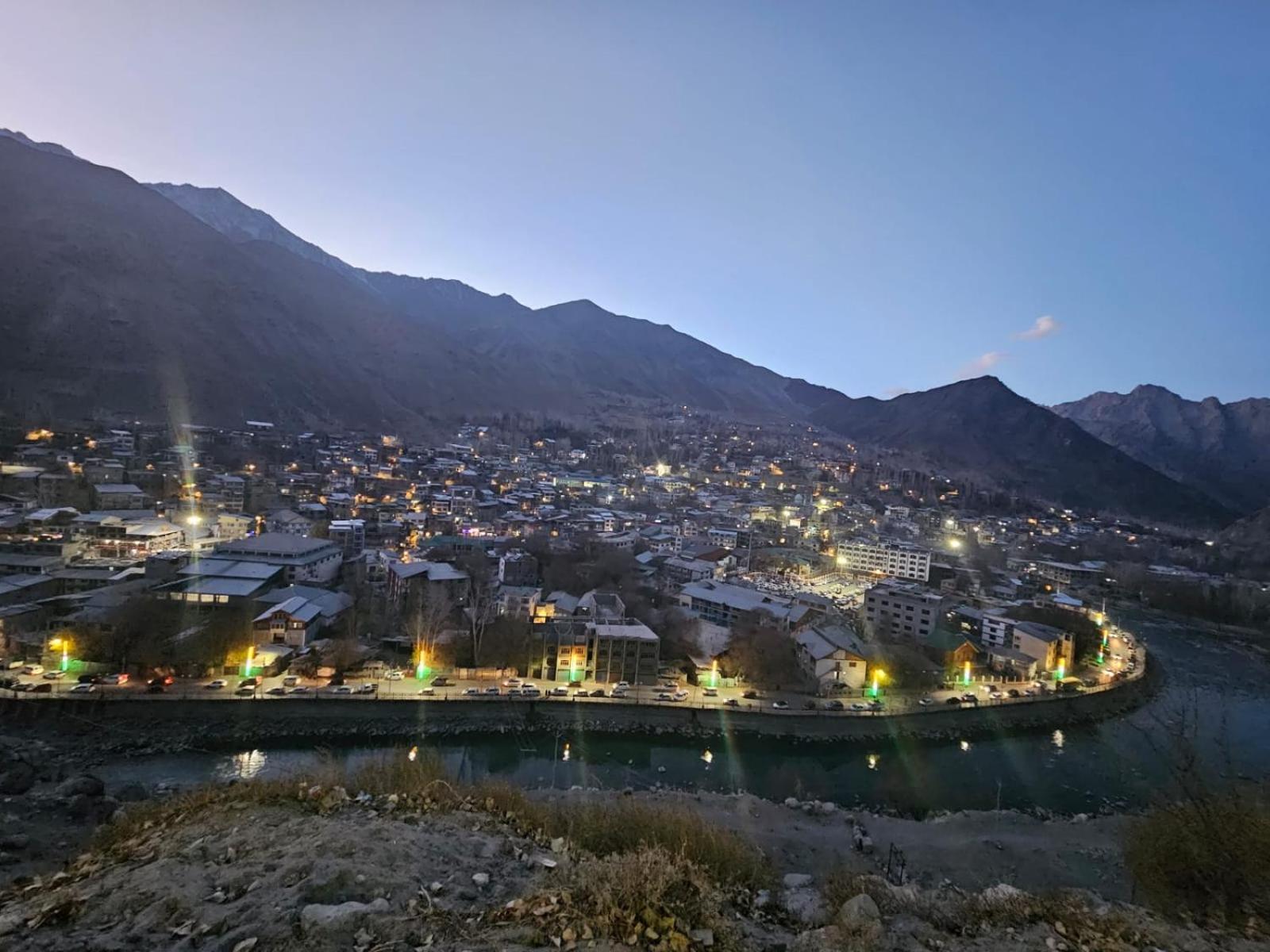 Hotel Afzal And Restaurant Kargil Exterior foto